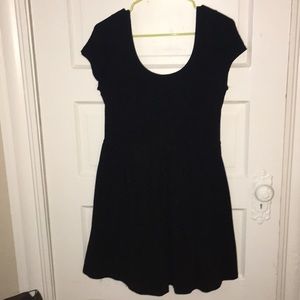 Simple Black Casual Dress